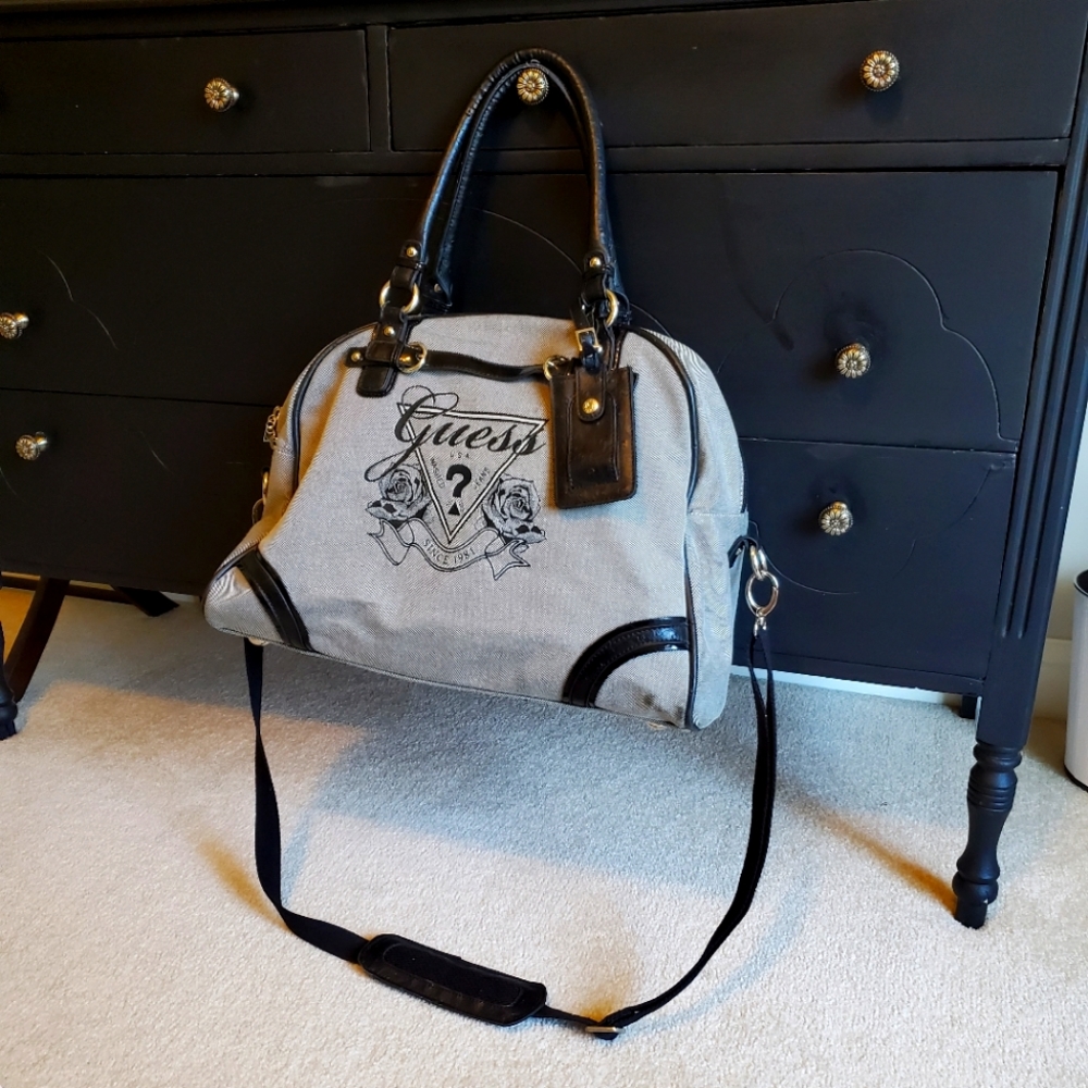 Guess travel bag